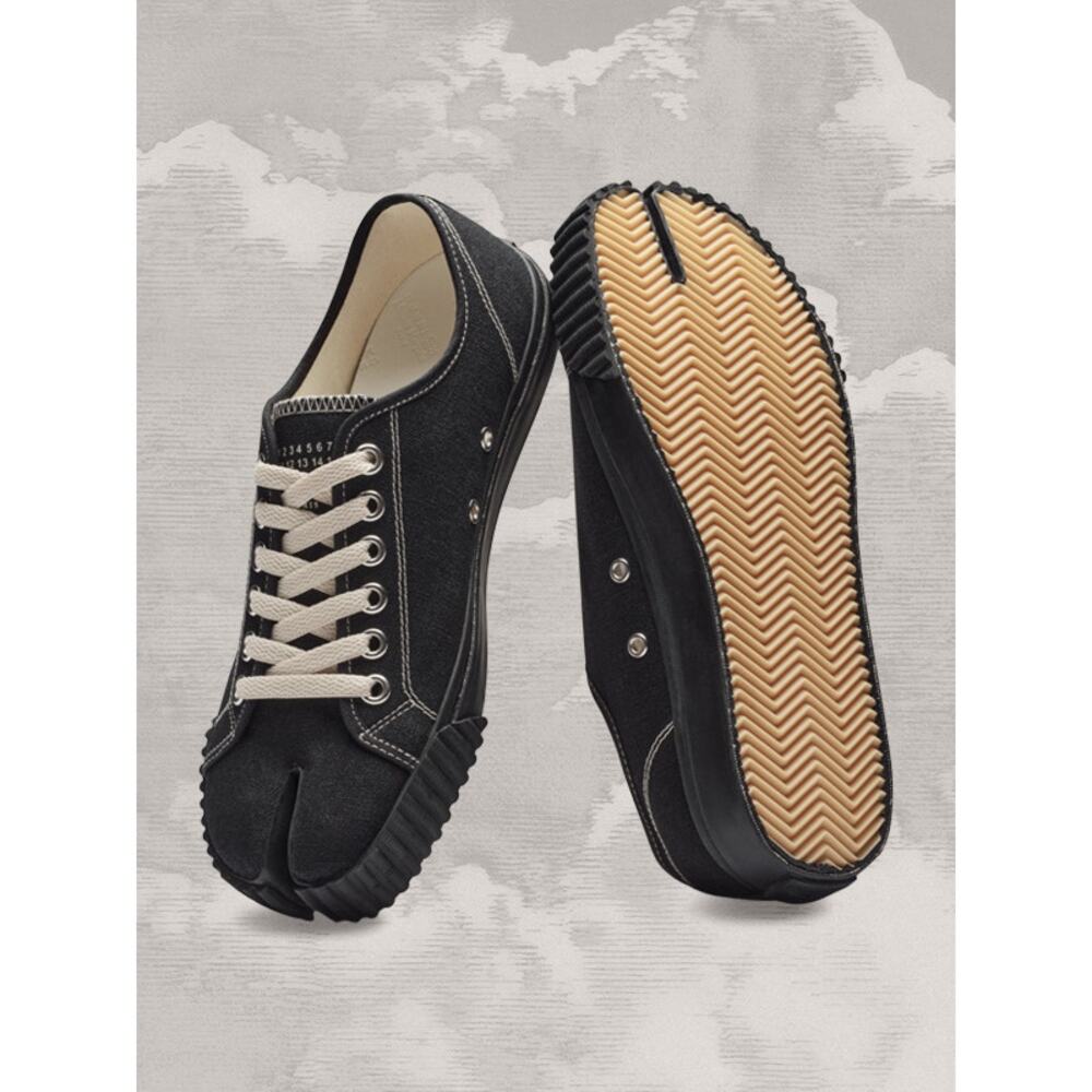 MAISON MARGIELA Cloth Canvas Tabi low-top flat sneakers Black Mens 43, US 10